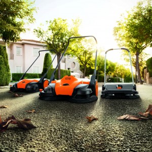 A CLEAN SWEEP FROM STIHL : A trio of new floor sweepers extends the STIHL cleaning range.