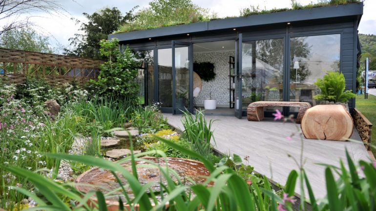 EMILY CROWLEY-WROE WINS BEST SHOW GARDEN AT RHS MALVERN SPRING FESTIVAL  WITH THE PLATIPUS G-WALL®