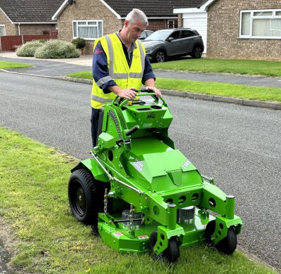 The new UKCA Certified compact Stand-On FURY