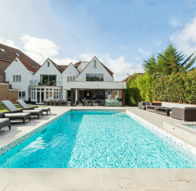 One Pool & Spa